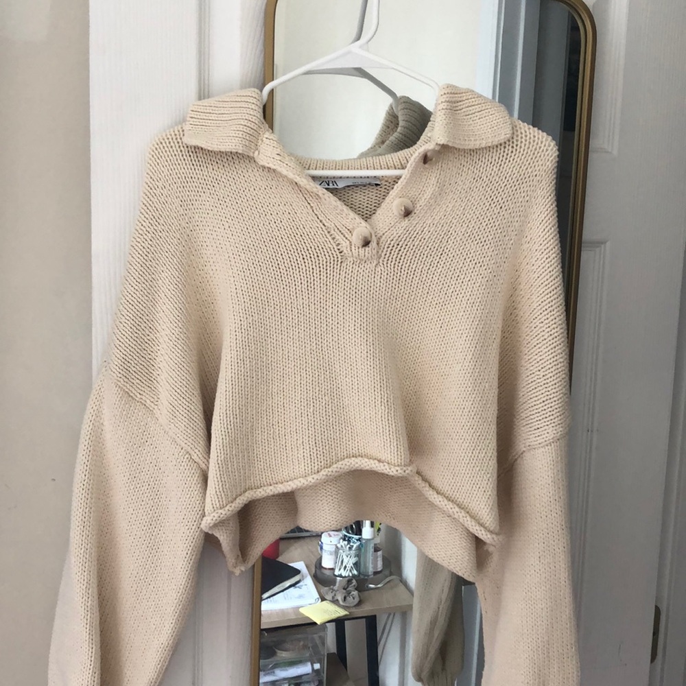 Cropped knit beige Zara sweater